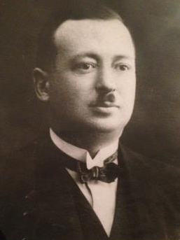 Ali Muzaffer  Göker